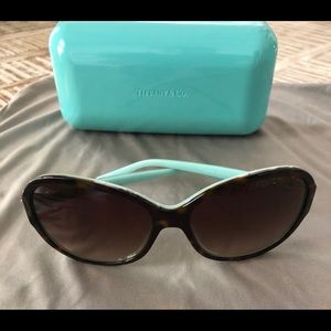 Authentic Gorgeous Tiffany Women’s Sunglasses